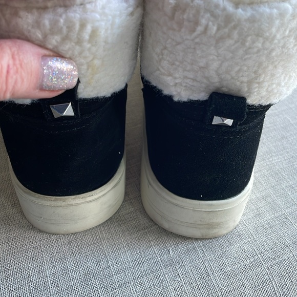 MARC FISHER BLACK DAIRE ANKLE BOOTIE / SNEAKERS size 10 - Picture 9 of 13